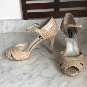 WHBM beige crocodile heels